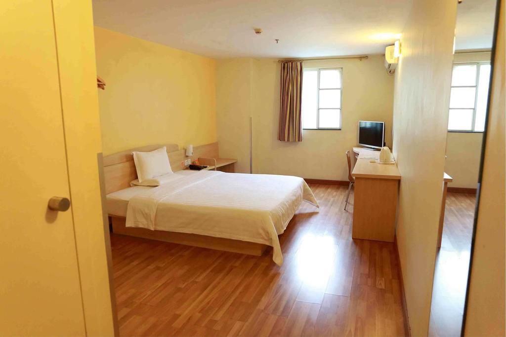 7Days Inn Chengdu North Railway Station Rom bilde